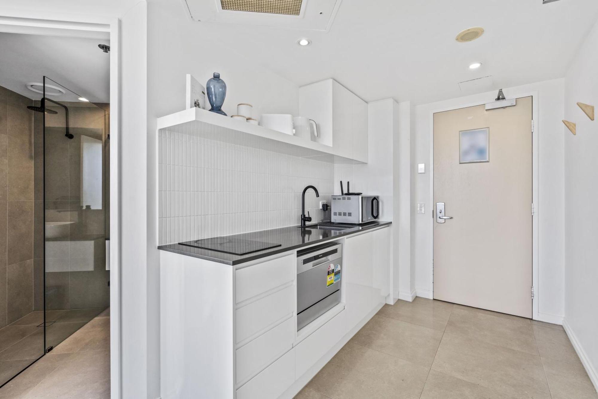 Legends Apartments - Qstay Gold Coast Exterior foto