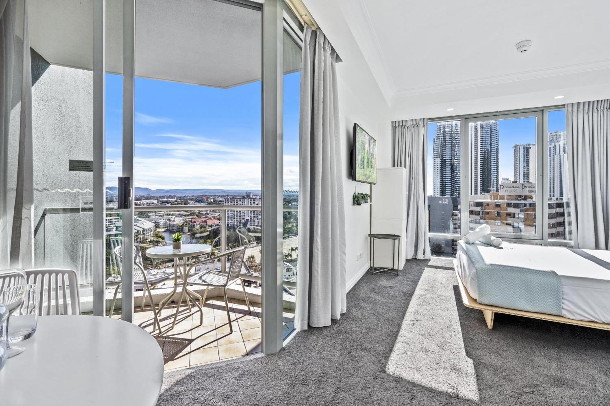 Legends Apartments - Qstay Gold Coast Exterior foto