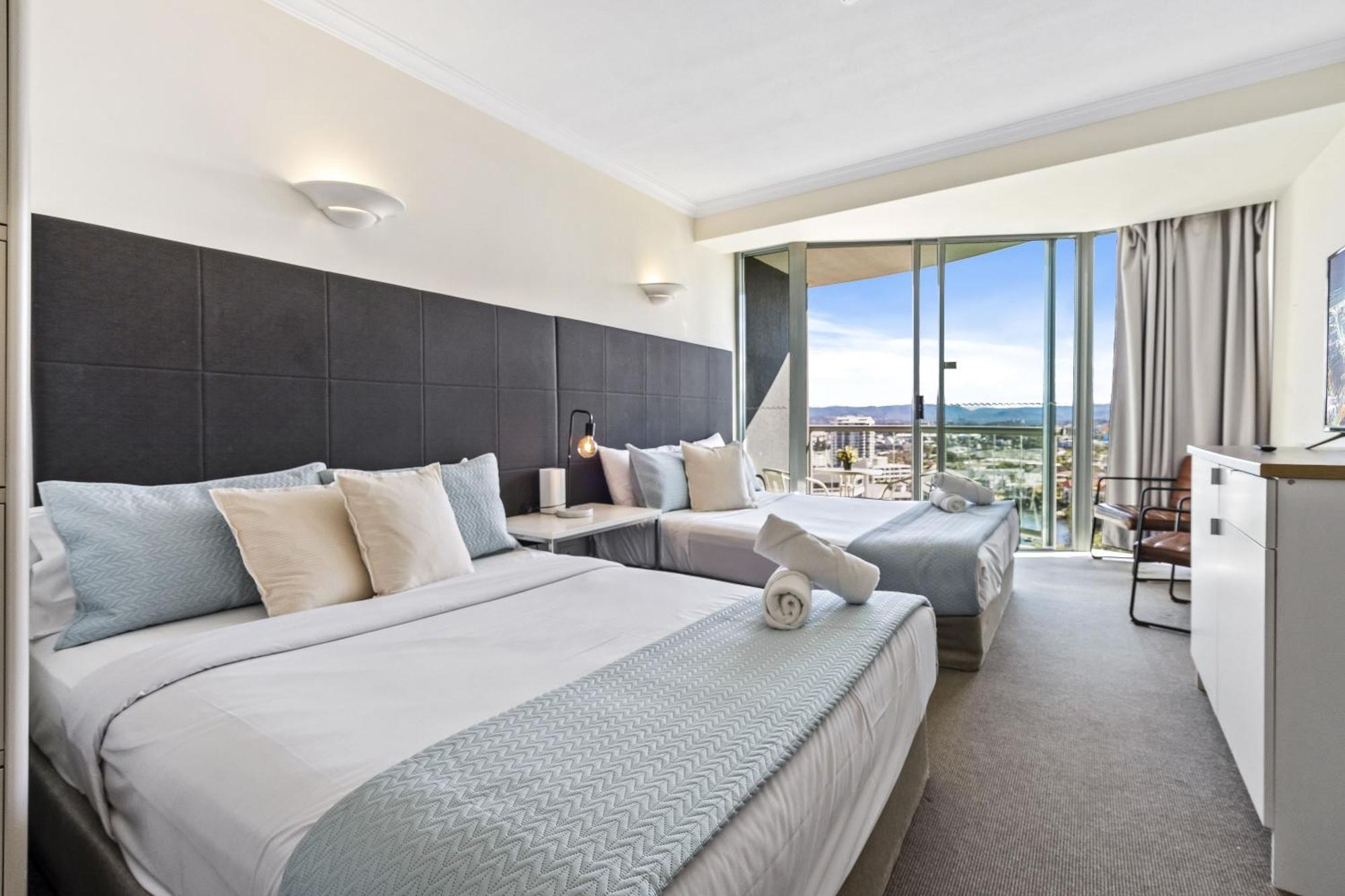 Legends Apartments - Qstay Gold Coast Exterior foto