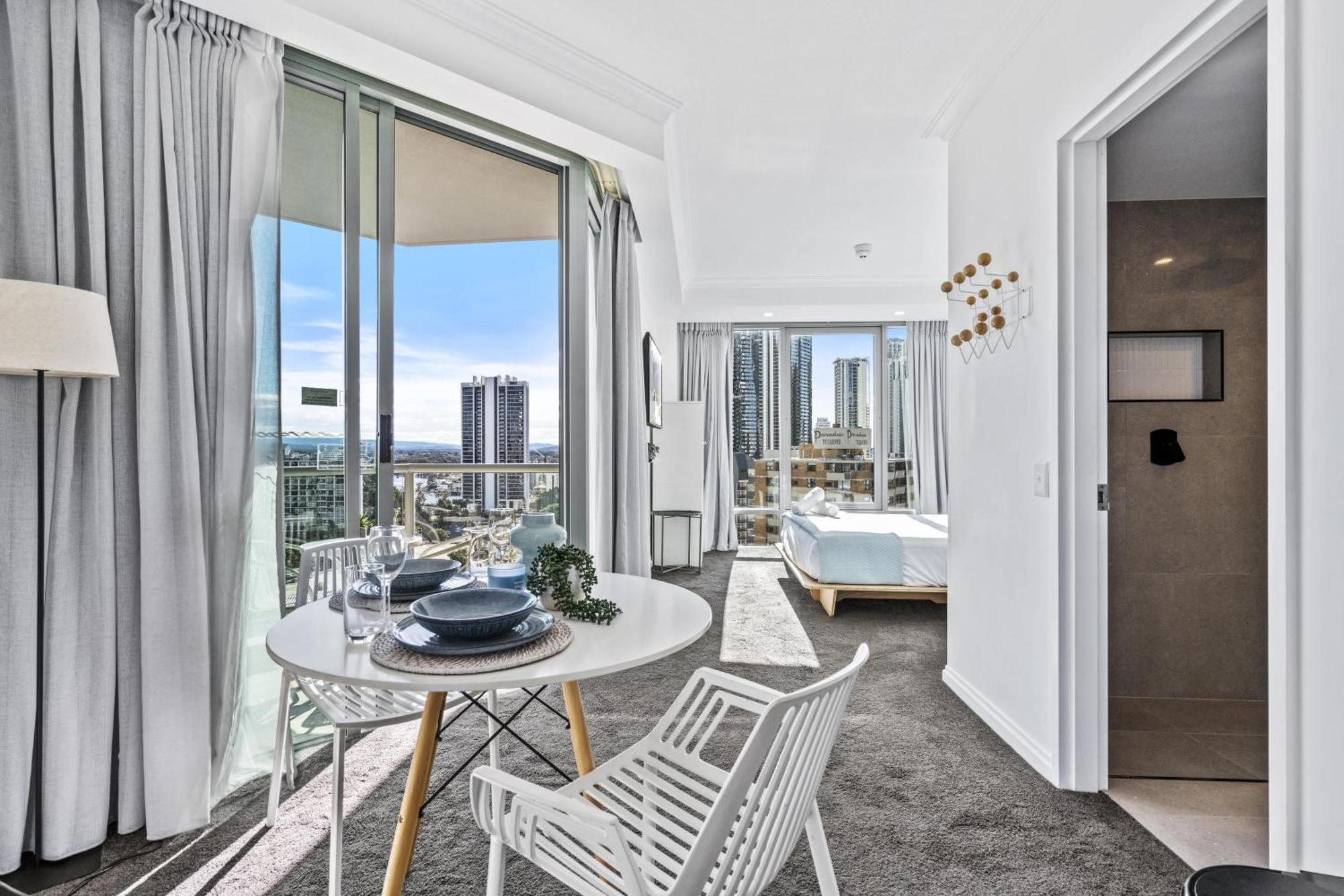 Legends Apartments - Qstay Gold Coast Exterior foto