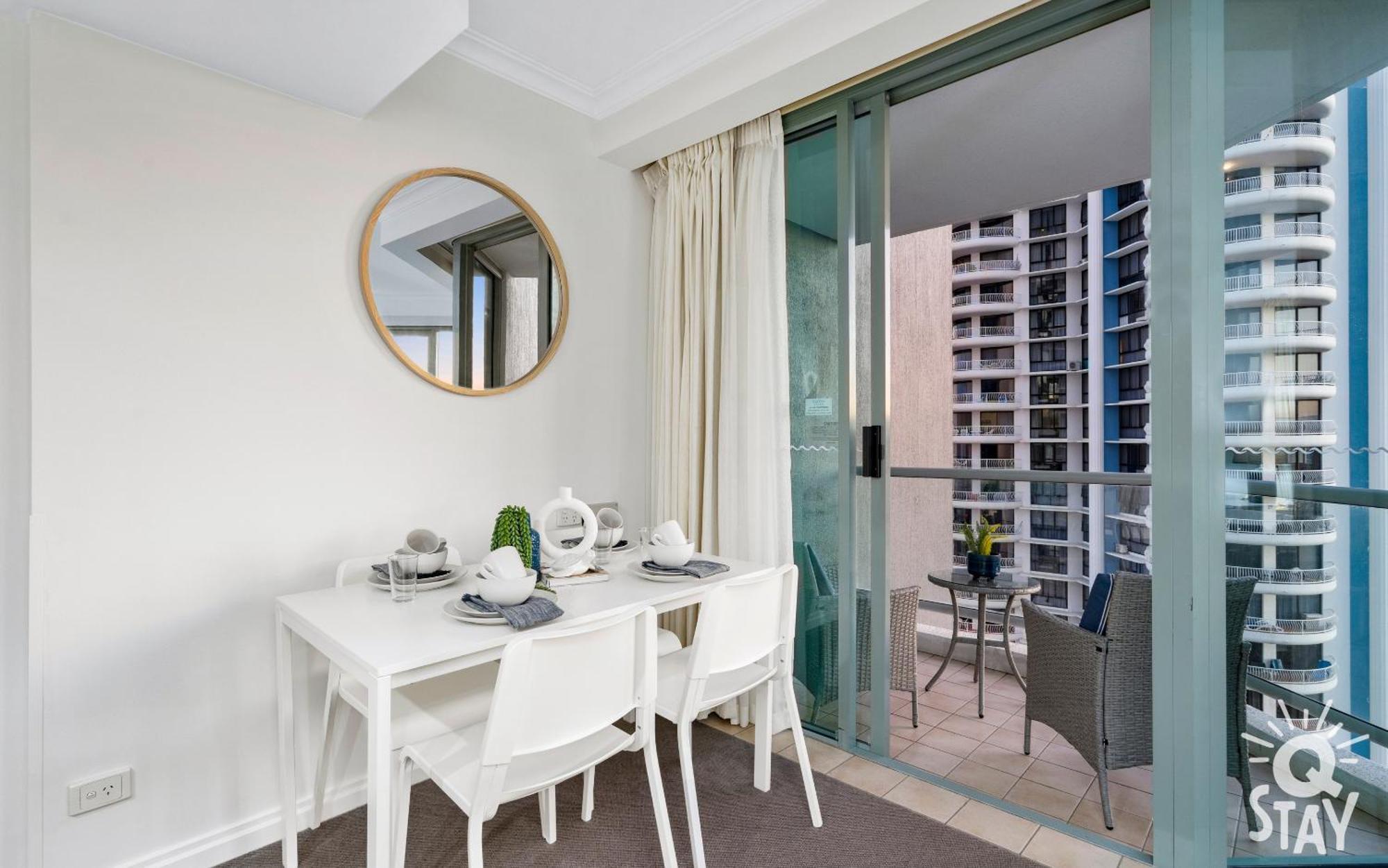 Legends Apartments - Qstay Gold Coast Exterior foto